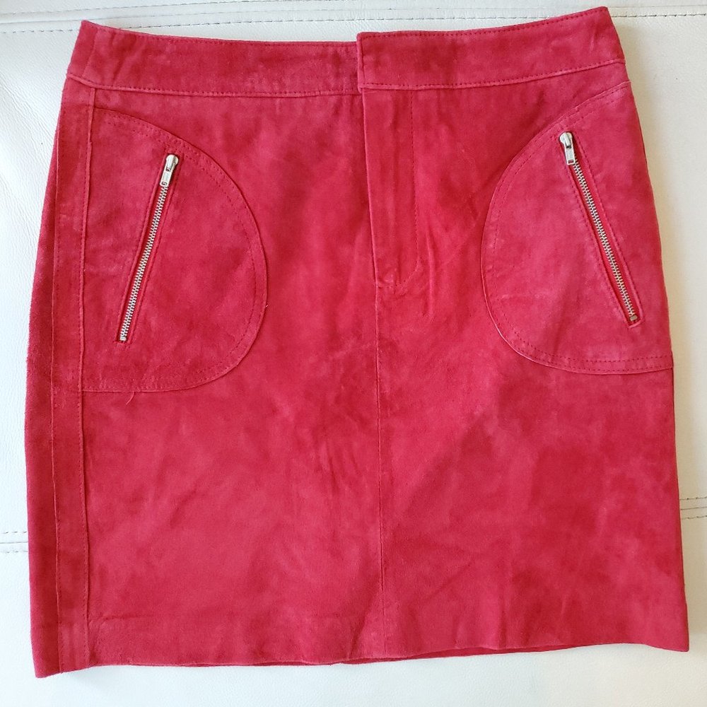 2/40$ Pretty skirt red suede "NewFrontier" EUC